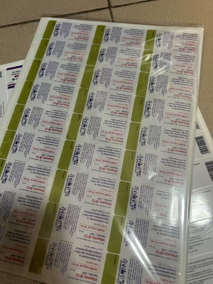 Etiquetas de óleo adesivo para injecção de vitamina B12 personalizadas para garrafas de vidro de 10 ml
