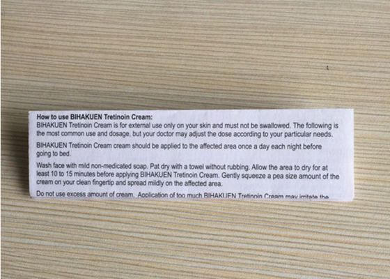 Impressão da bula do medicamento do frasco Solução de óleo para teste de injeção